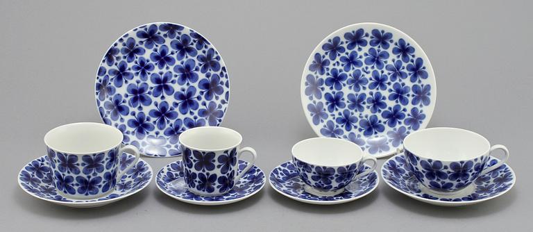 KAFFE- OCH TESERVISDELAR, 30 st, porslin, "Mon amie", Marianne Westman, Rörstrand, 1900-talets andra hälft.