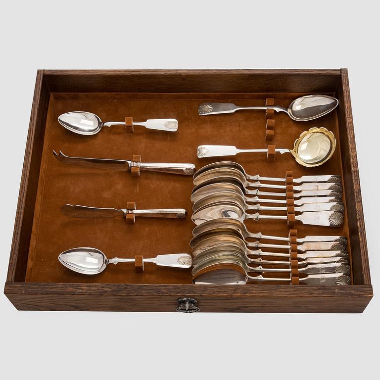 A 93-piece silver cutlery set in fitted wooden box, Kultakeskus, Hämeenlinna, 1985-1989.