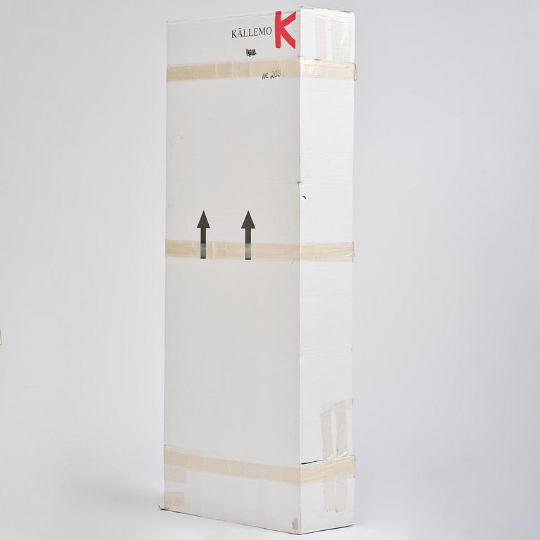 Mats Theselius, a "National Geographic 25th Anniversary Edition" cabinet, ed. 208/220, Källemo, Värnamo, post 2016.