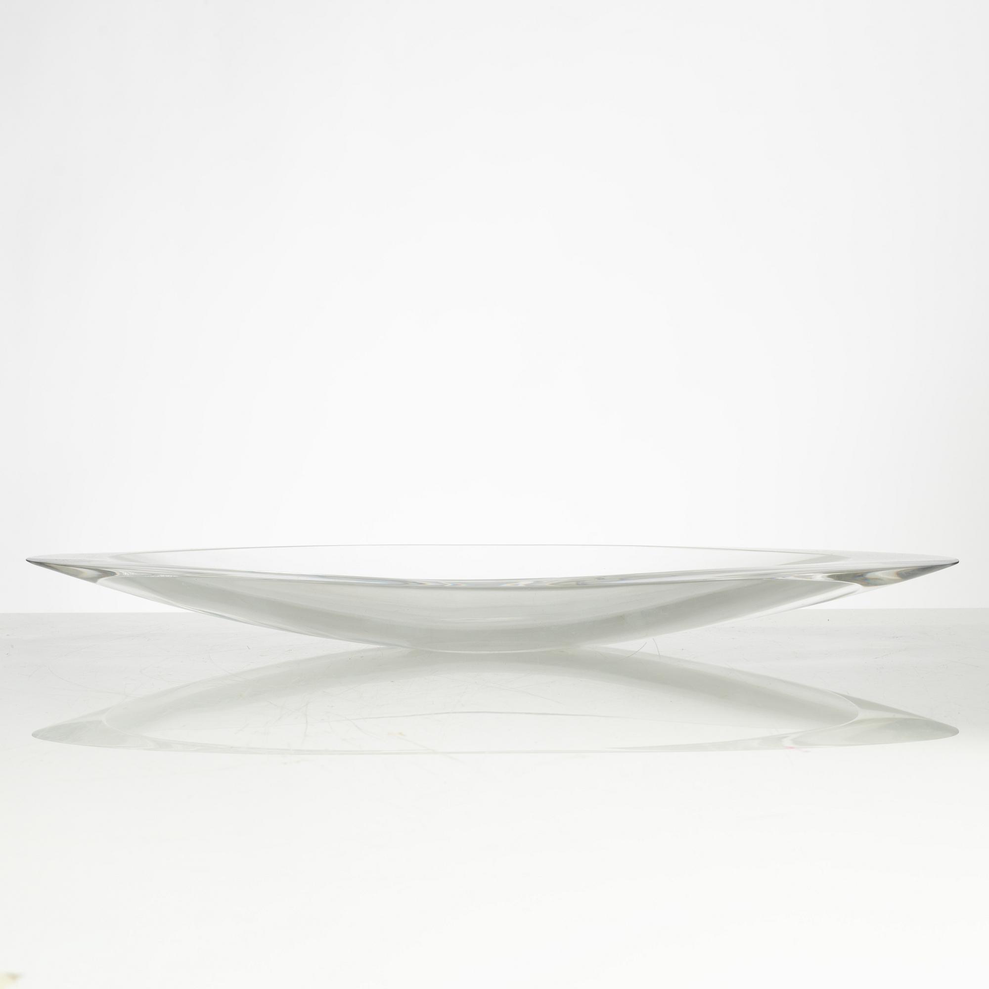 Aimo Okkolin, a glass dish, Riihimäen lasi Oy, Finland 1950s.