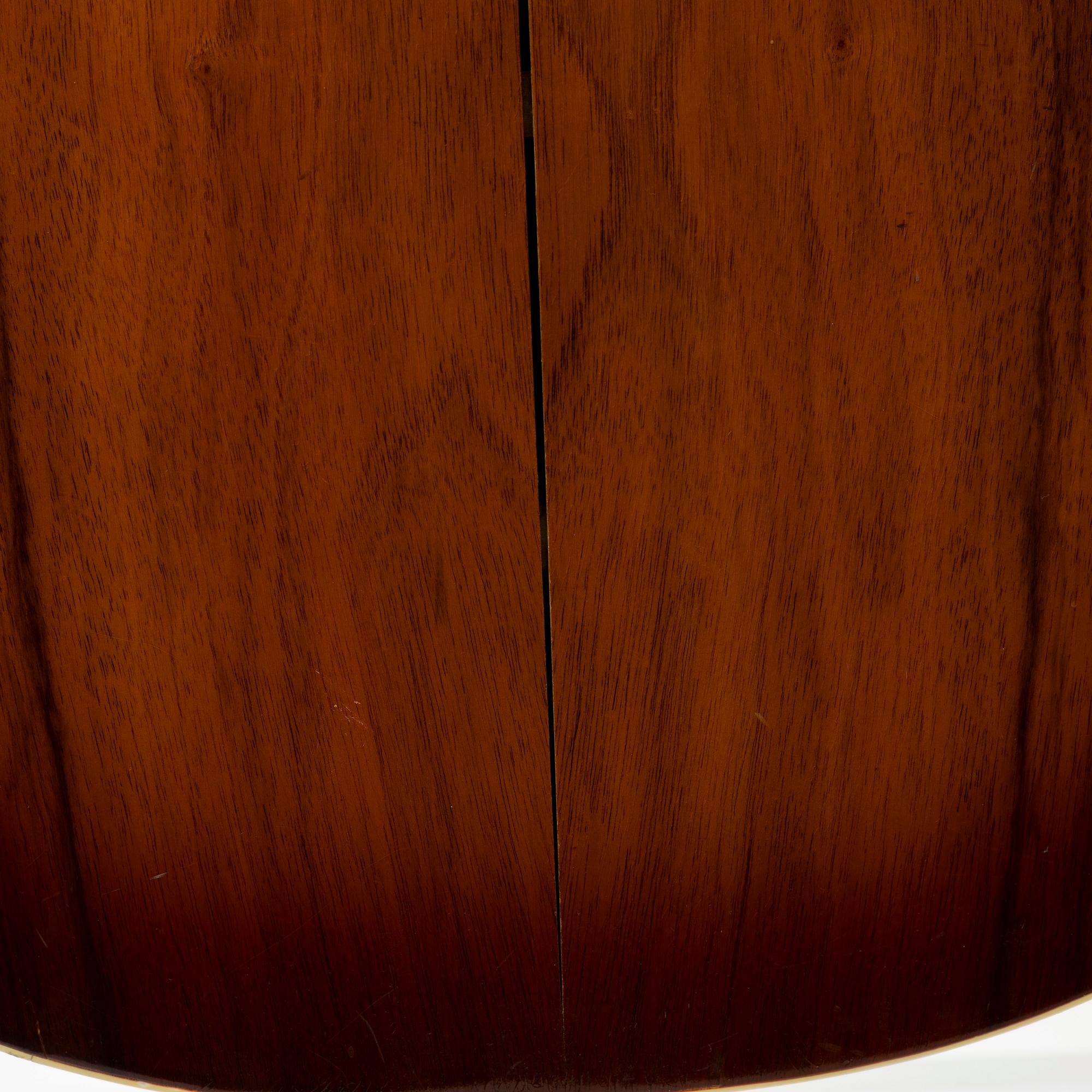 Herman Carlsson Levin, akustisk gitarr, "Modell 22", Sverige, 1945.