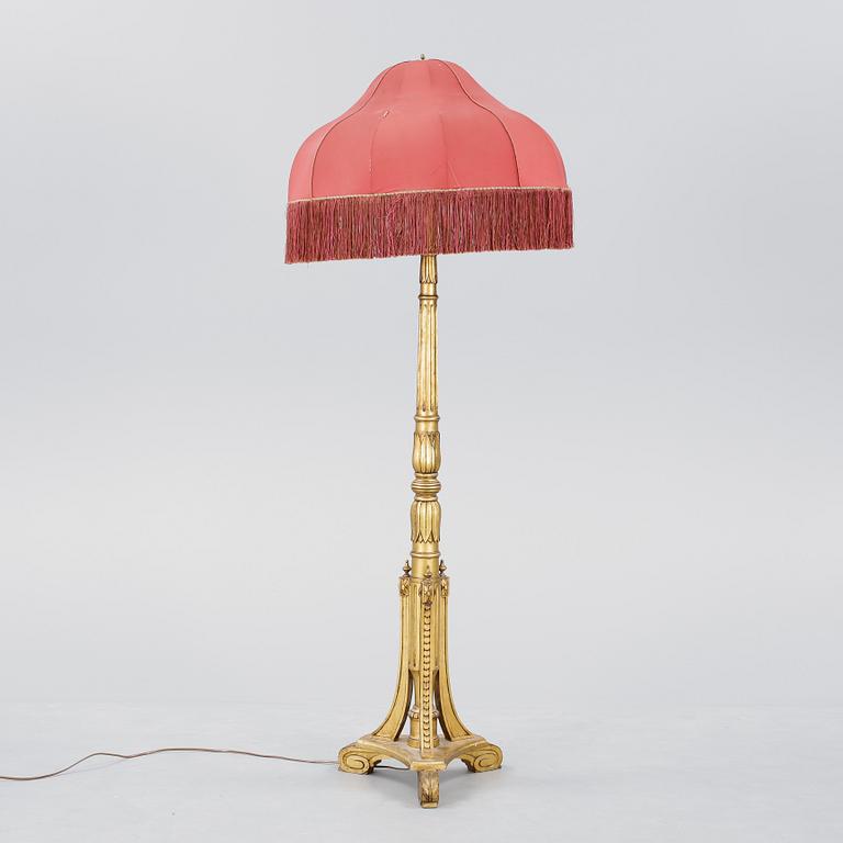 GOLVLAMPA, 1900-talets början.