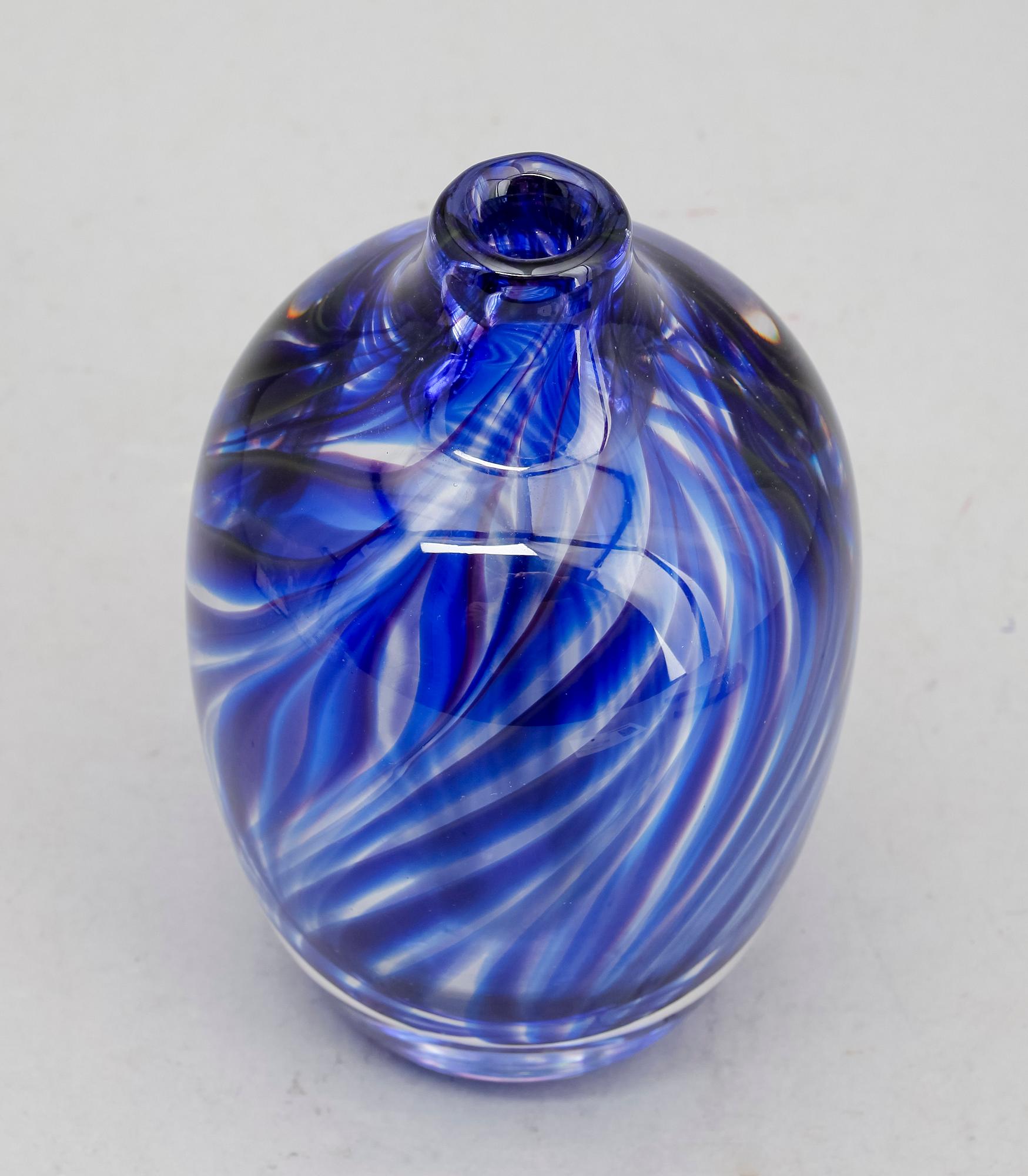 VAS, glas, 1900-talets andra hälft, osign.