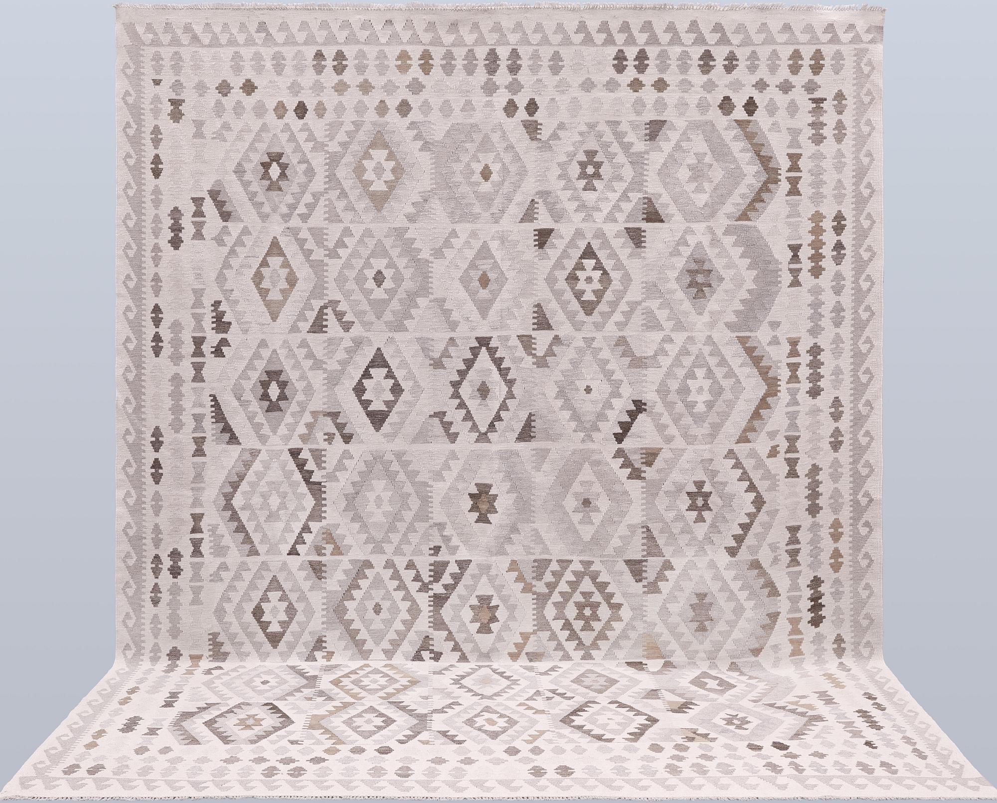 Rug, Kelim, 348 x 270 cm.