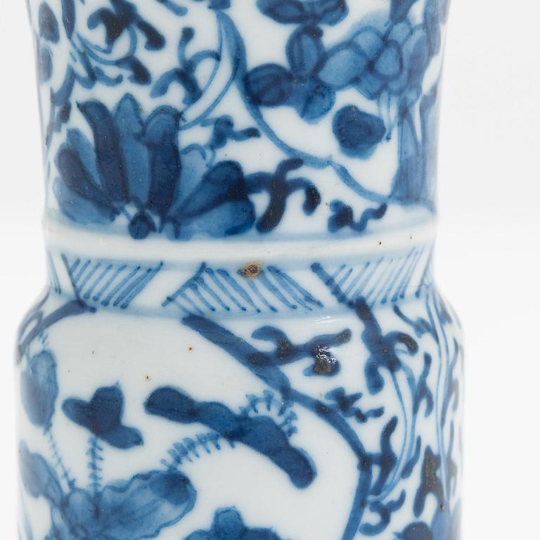 A Kangxi style porcelain vase, China late 19th century.