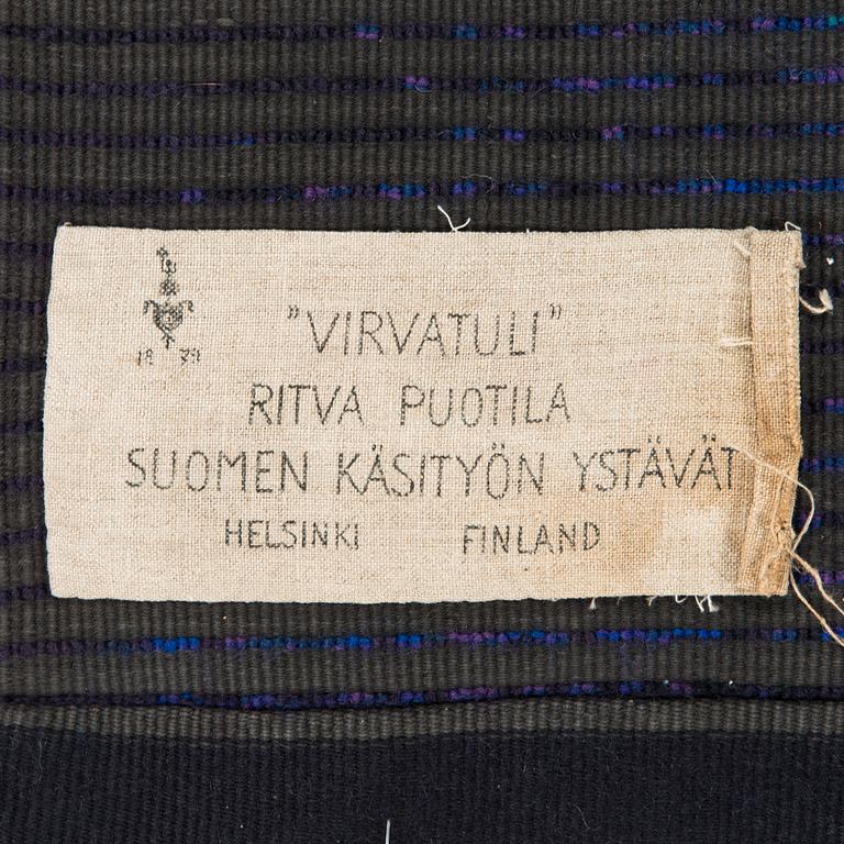 Ritva Puotila, ryijy, malli Suomen Käsityön Ystävät. Noin 180 x 125 cm.