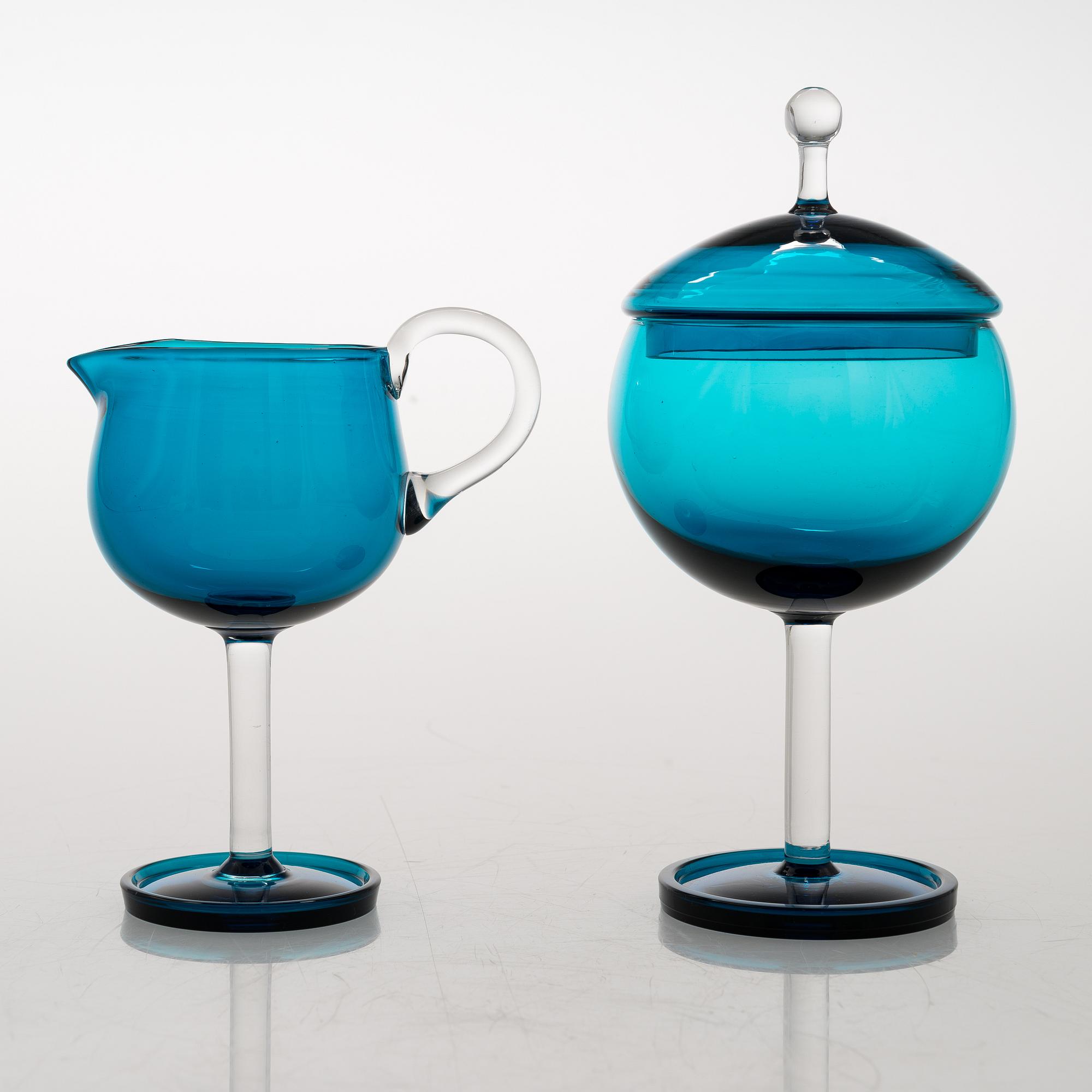 NANNY STILL, SOCKERSKÅL och GRÄDDSNÄCKA "Harlekin", glas, Riihimäen lasi.
