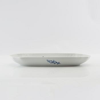 Service approximately 140 pieces "Blue Flower" Royal Copenhagen Denmark 20th century porcelain.