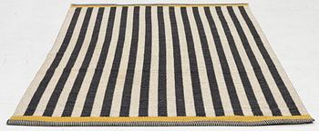 Gunilla Lagerhem Ullberg, matta, "Arkad", Kasthall, ca 199 x 129 cm.