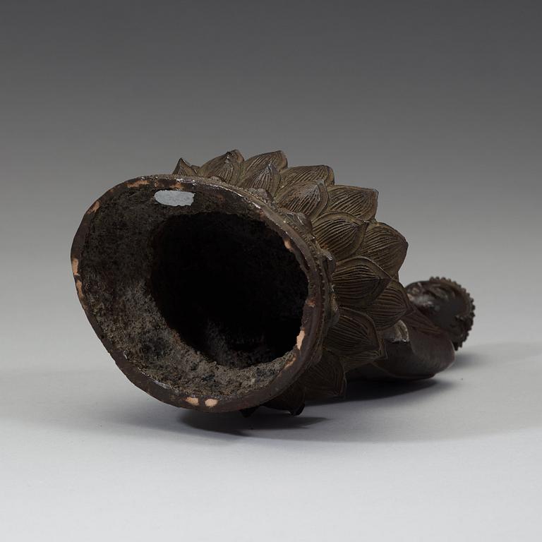 A bronze figure of Shakyamuni Buddha, possibly late Ming dynasty/early Qing dynasty, 17th century.