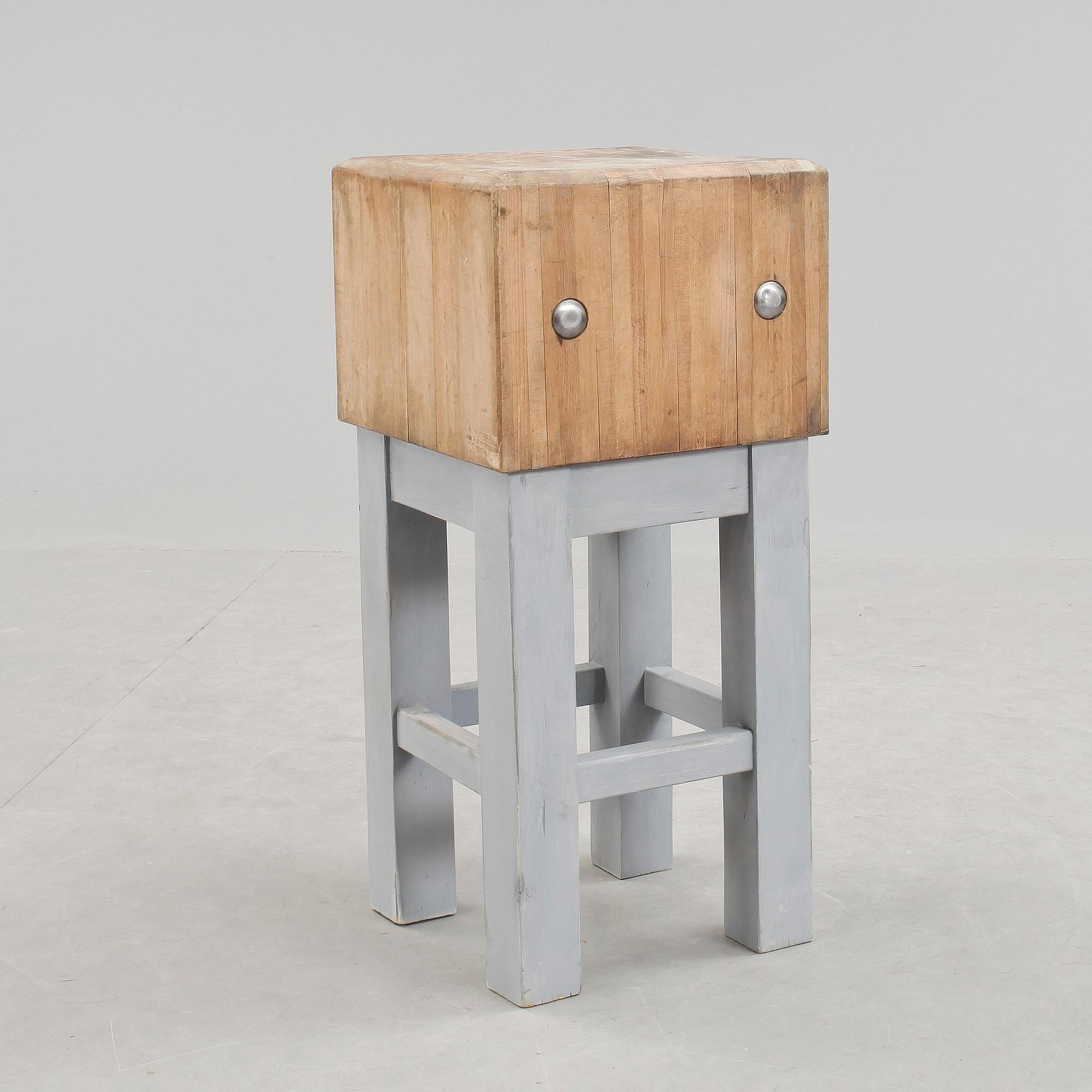 HUGGKUBBE / SLAKTBÄNK, 1900-talets andra hälft.