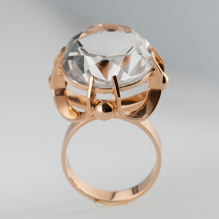 Elis Kauppi, RING, 14K guld, bergskristall, Kupittaan Kulta 1973.