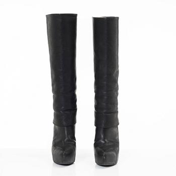 Louis Vuitton, boots, "Queen Grained Leather High Boots", size 37.