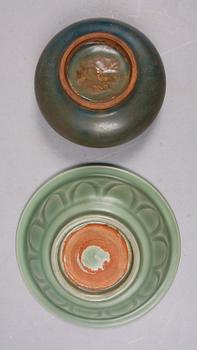 KRUKA SAMT SKÅLFAT, keramik, Kina.