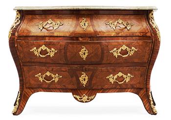 364. A Swedish Rococo 18th century commode.