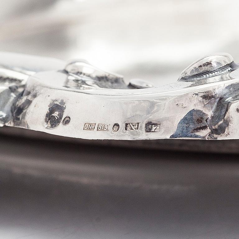 A silver vase and platter from Porto, Portugal, 1938-84.