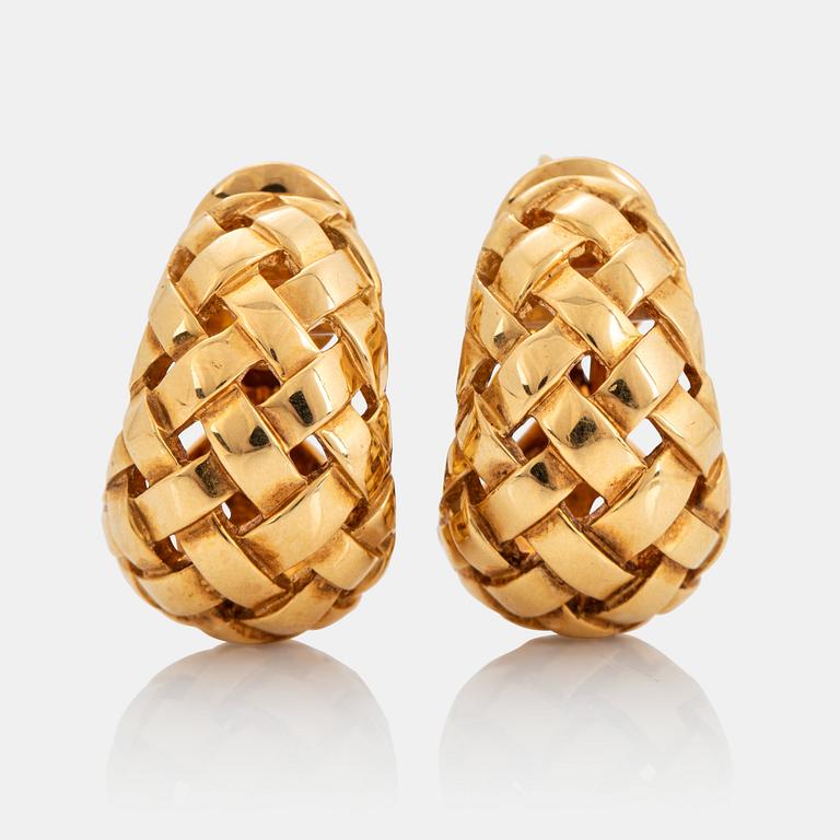 A pair of 18K gold Tiffany earrings "Vannerie".