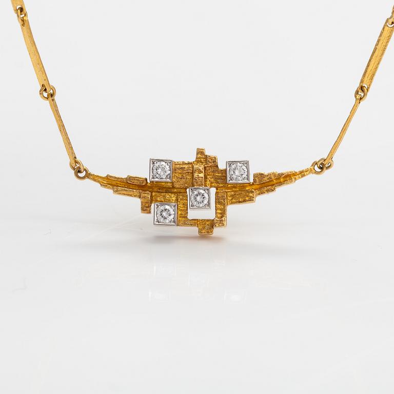 Björn Weckström, Halsband "Spetsbergen", 18K guld, briljantslipade diamanter ca 0.25 ct tot enl gravyr. Lapponia 1983.