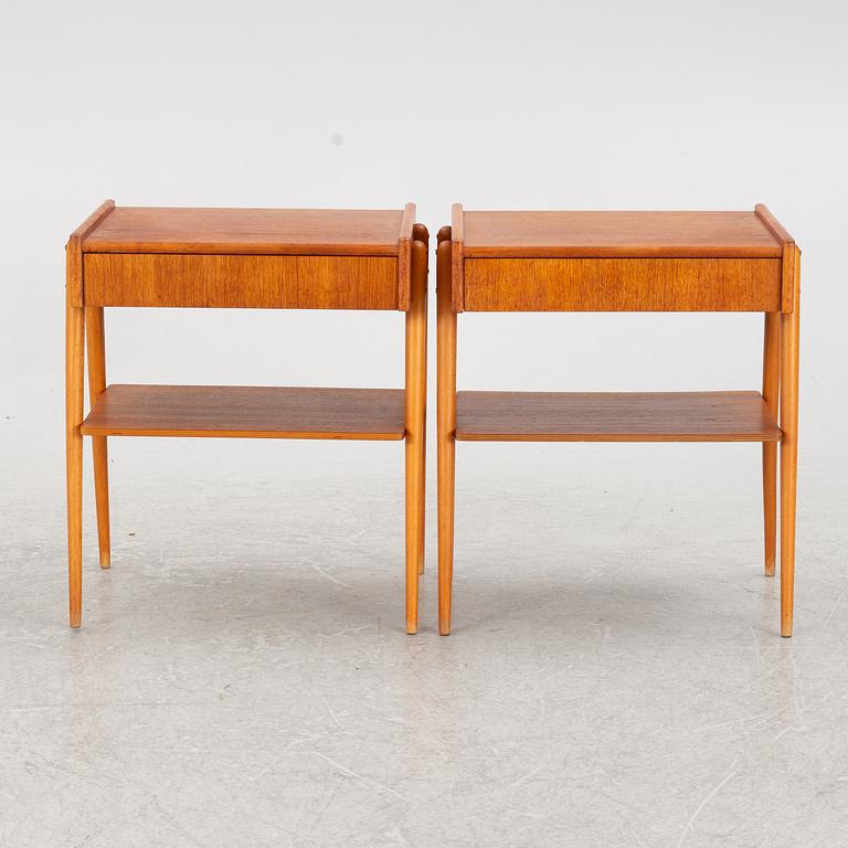 Sängbord ett par AB Carlström & Co möbelfabrik 1900-talets mitt.