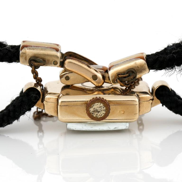 ARMBANDSUR, dam, Alpina, Schweiz, 1893-1934.