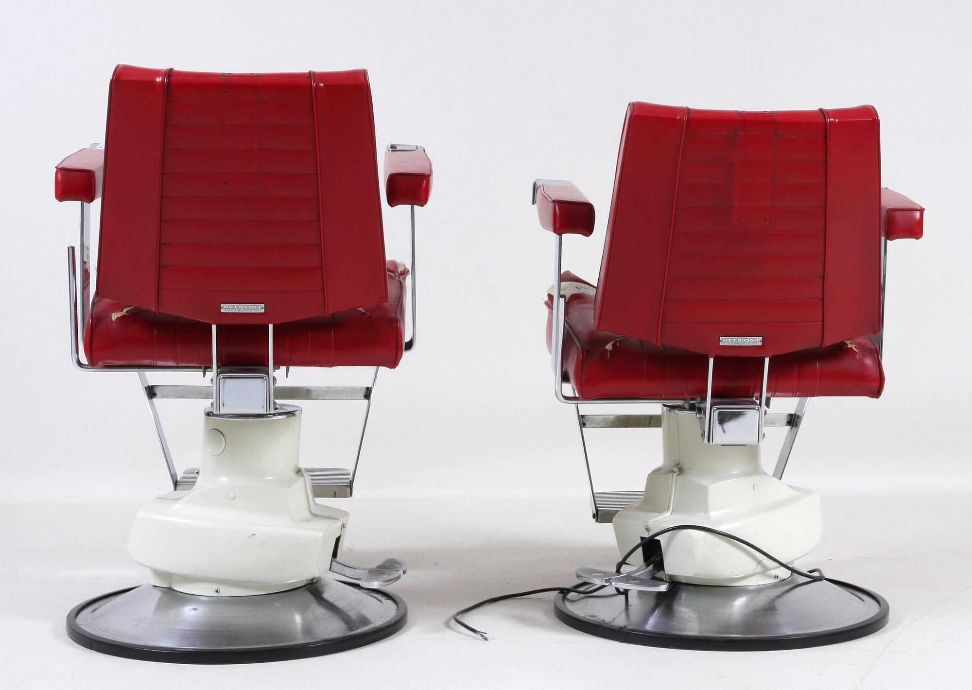 FRISÖRSTOLAR, ett par, 1900-talets mitt.