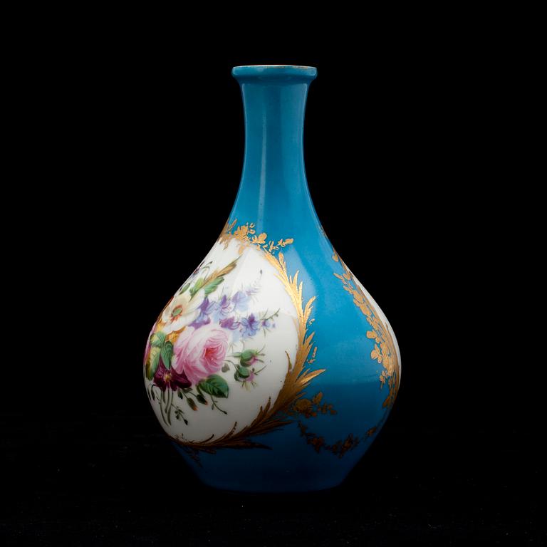 VASER ETT PAR, Sevres stil, Frankrike 1800-tal.