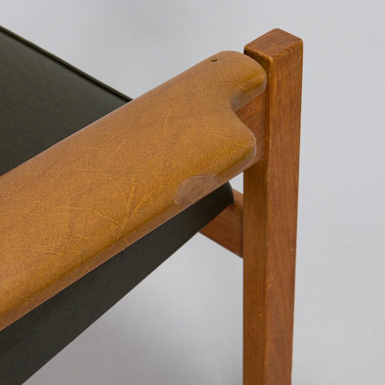 Yrjö Kukkapuro, a leather 'Tip-Top' armchair for Moderno 1956-1959.