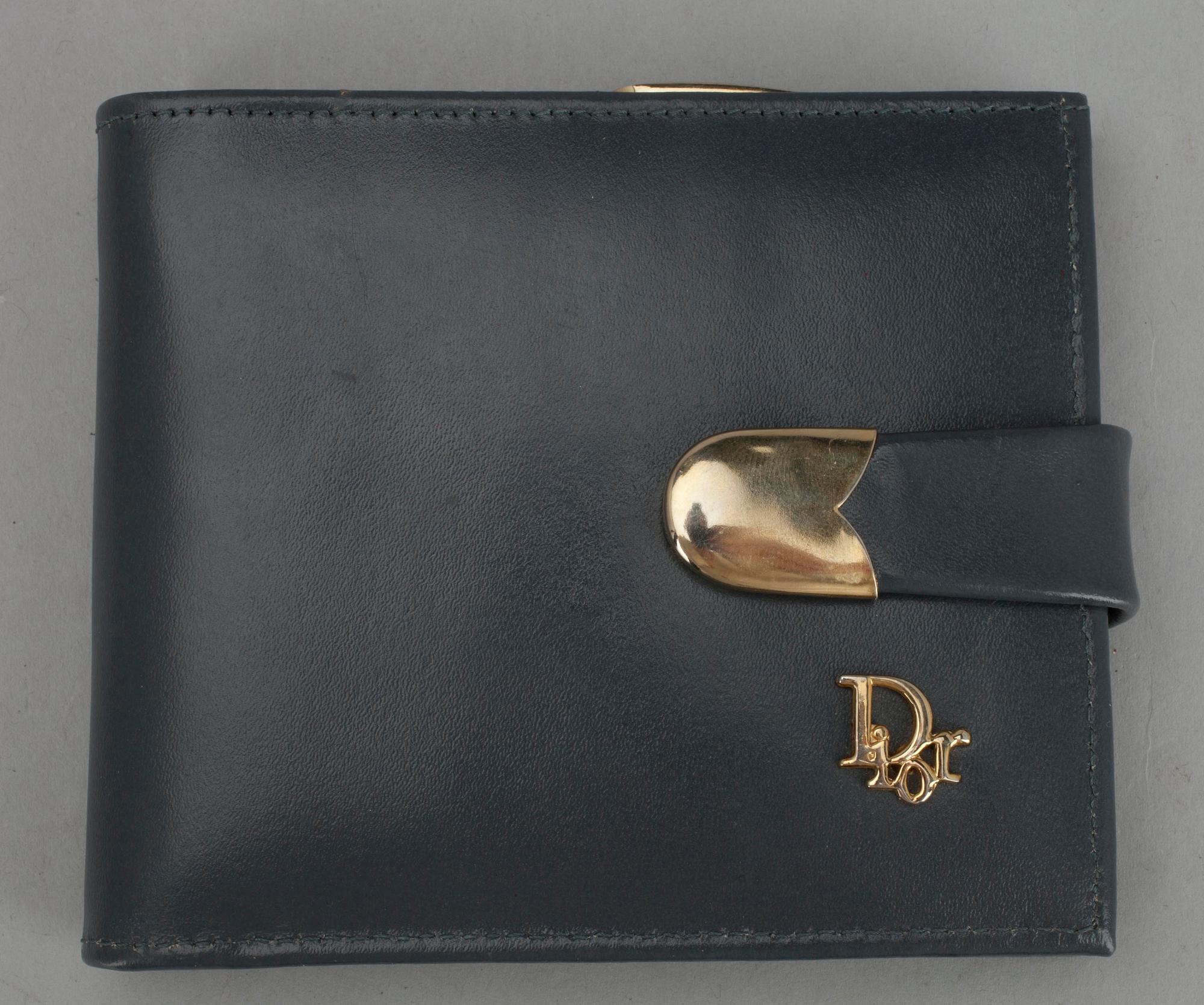 LOMPAKKO, Dior.