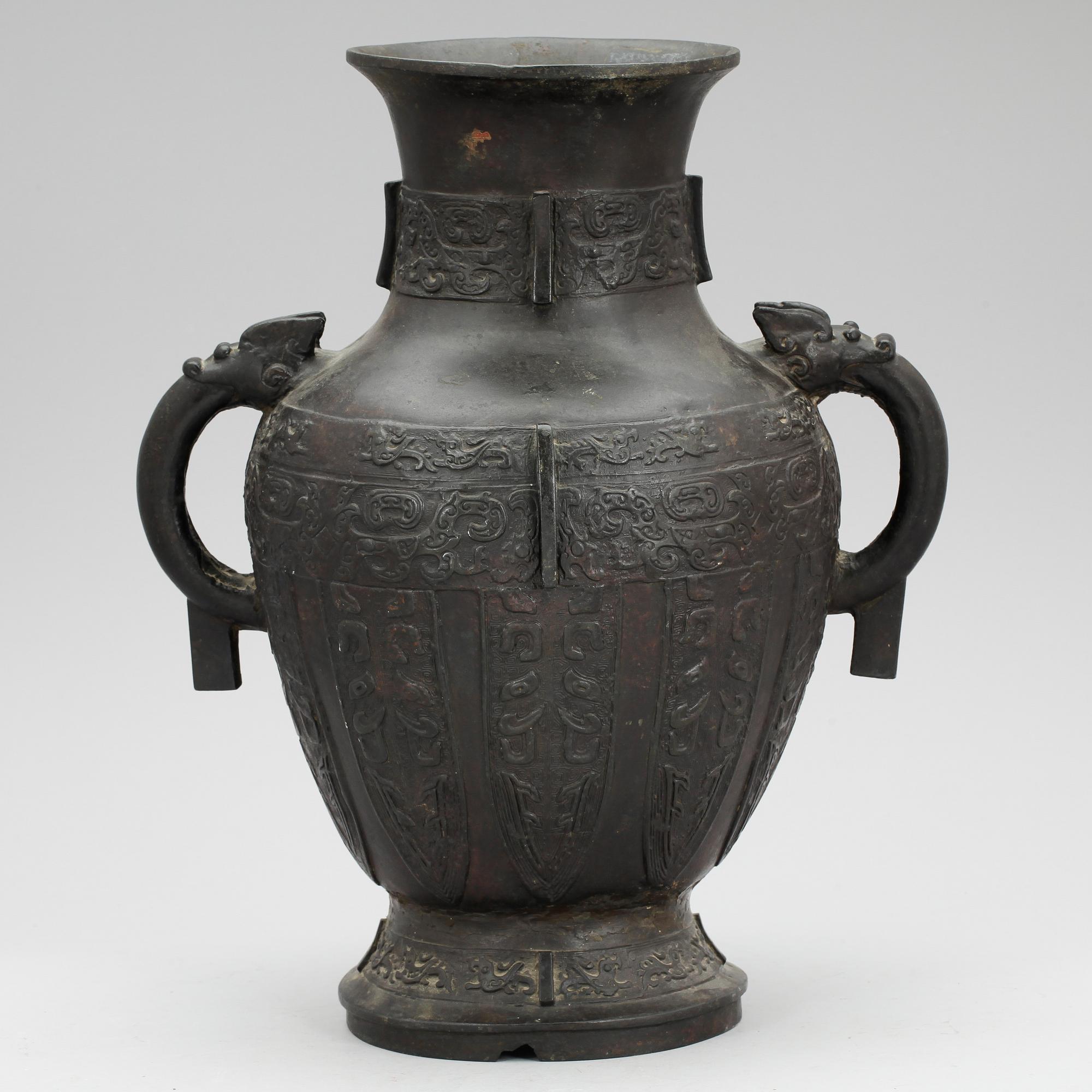 URNA, brons, arkaiserande, Kina, troligen 1800-tal.