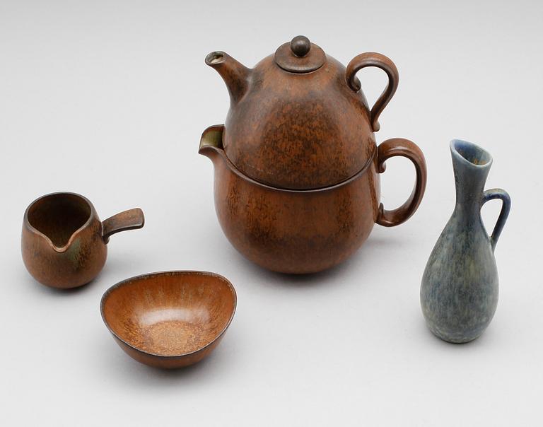 TEKANNA/KANNA, SKÅL, GRÄDDKANNA, stengods, Gunnar Nylund samt KANNA, Carl Harry Stålhane, Rörstrand.