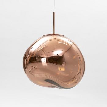 Tom Dixon  a 'Melt pendant' ceiling lamp, designed in 2014.