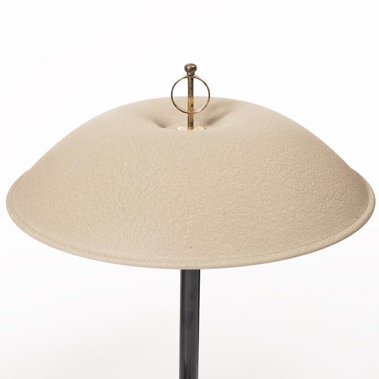 Bertil Brisborg, a table lamp model "32391", Nordiska Kompaniet, 1950s.