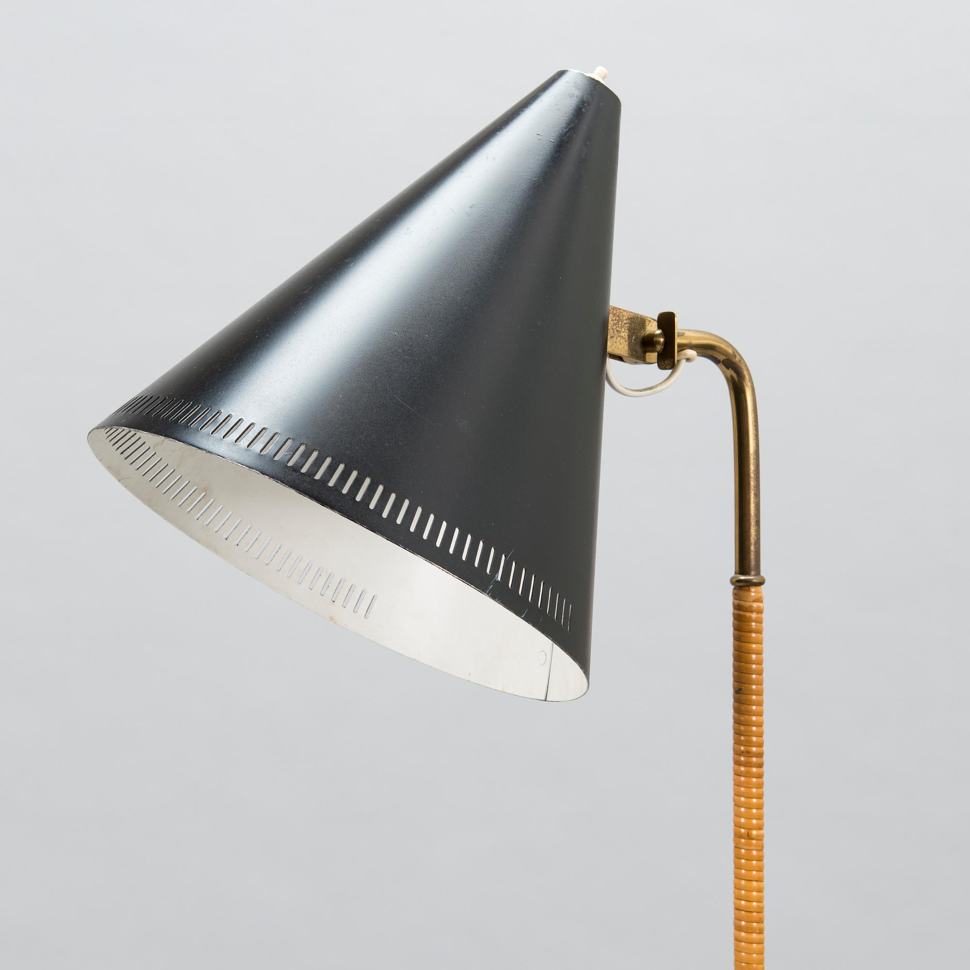 PAAVO TYNELL, LATTIAVALAISIN, malli K10-10. Idman 1900 puoliväli.