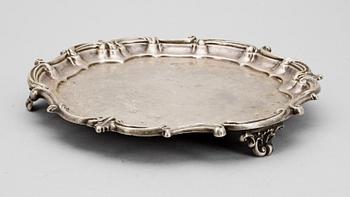 SALVER, silver. Sheffield, England, Mappin & Webb. 1899-1900. Totalvikt 522 g.