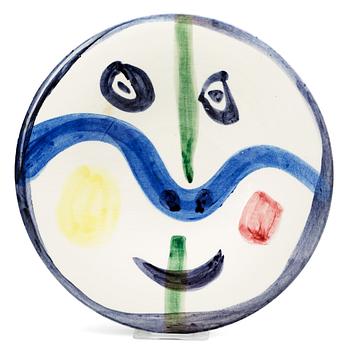 769. A Pablo Picasso, faience plate 'Visage no 0', Madoura, Vallauris, France 1963.