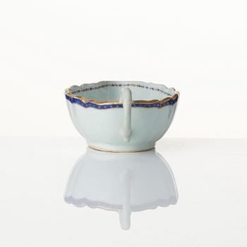 A 'Chinese Export' service, Qing dynasty, Jiaqing (1796-1820). (10 pieces).
