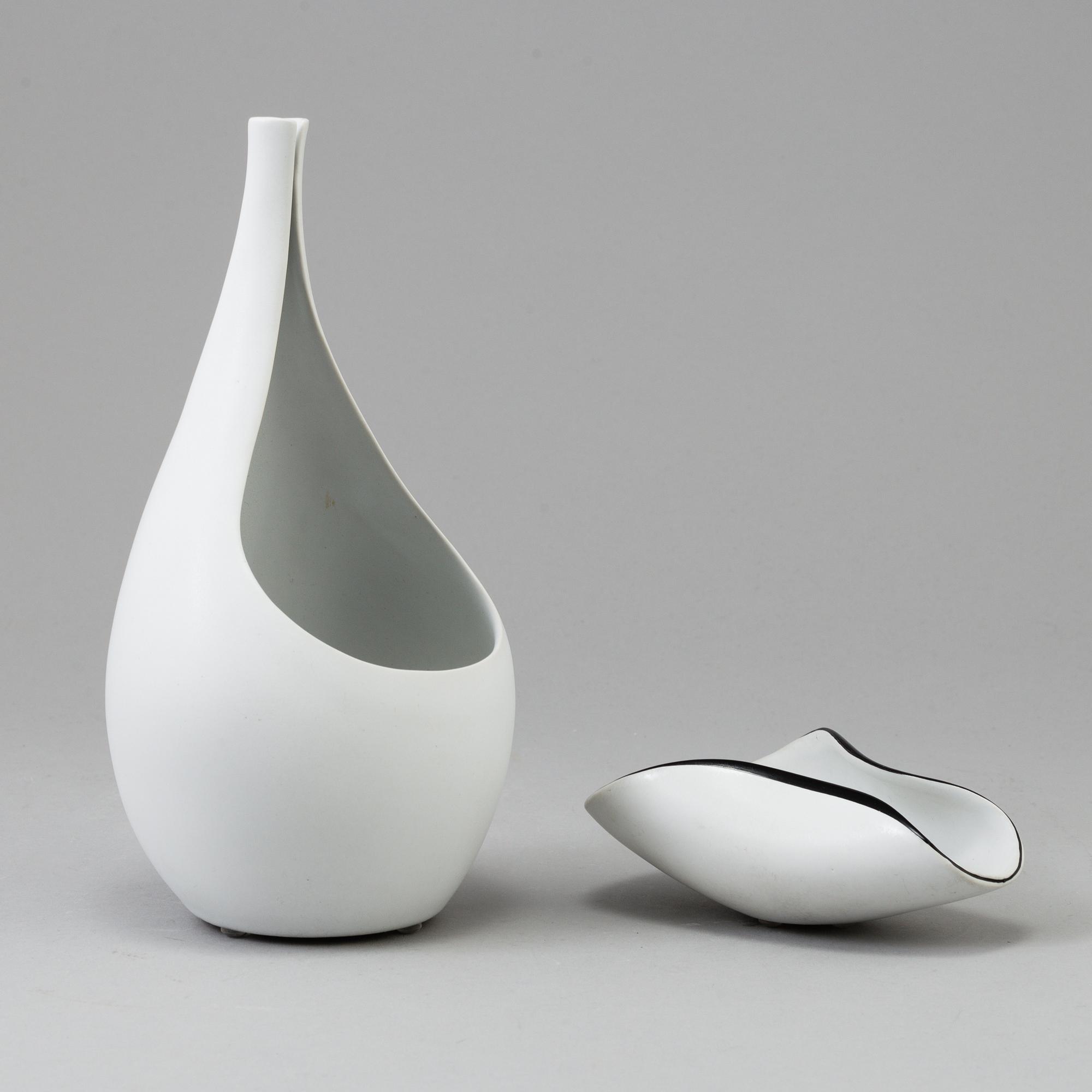 STIG LINDBERG, a 'Pungo' vase and 'Vecka' bowl from Gustavsberg.