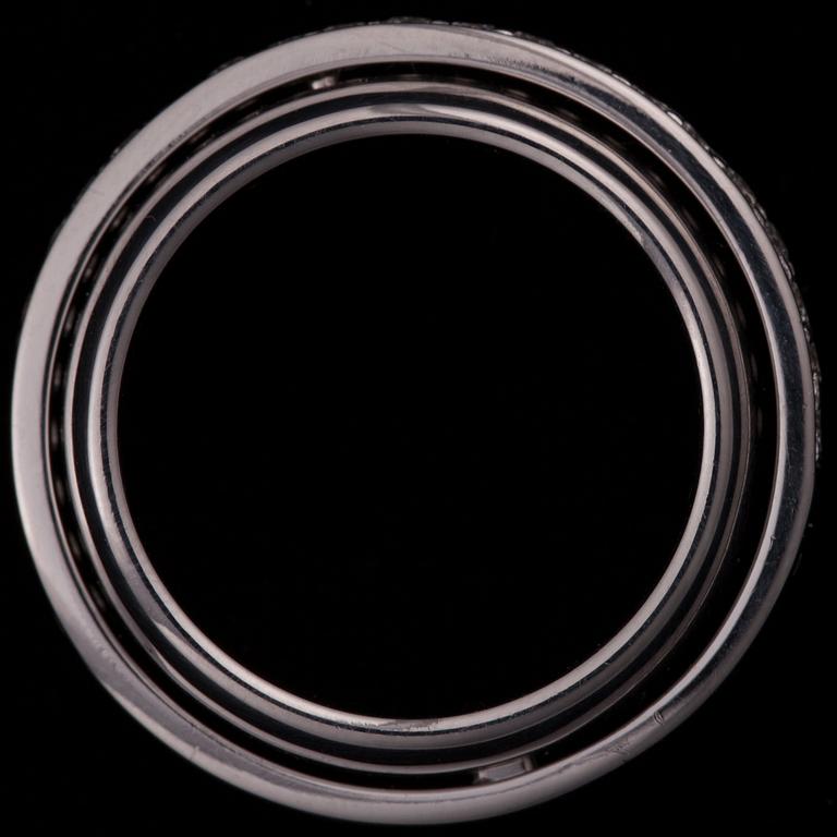 Piaget, SORMUS, 18K valkokultaa, timanteja. Piaget. Paino n. 16,9 g.