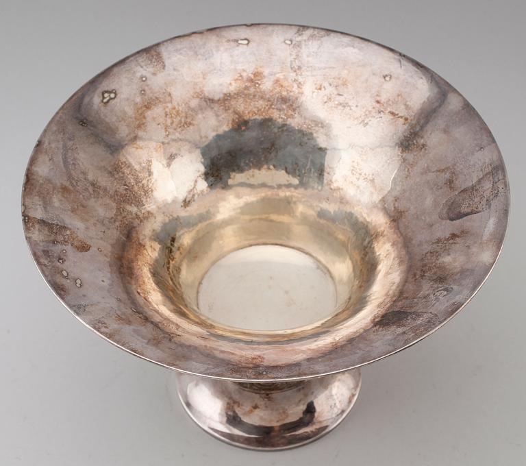 SKÅL, silver, GAB , 1928. Total vikt ca 550 g.