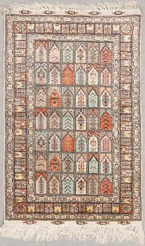 MATTA, old, Kayseri, silke, ca 137 x 86 cm.
