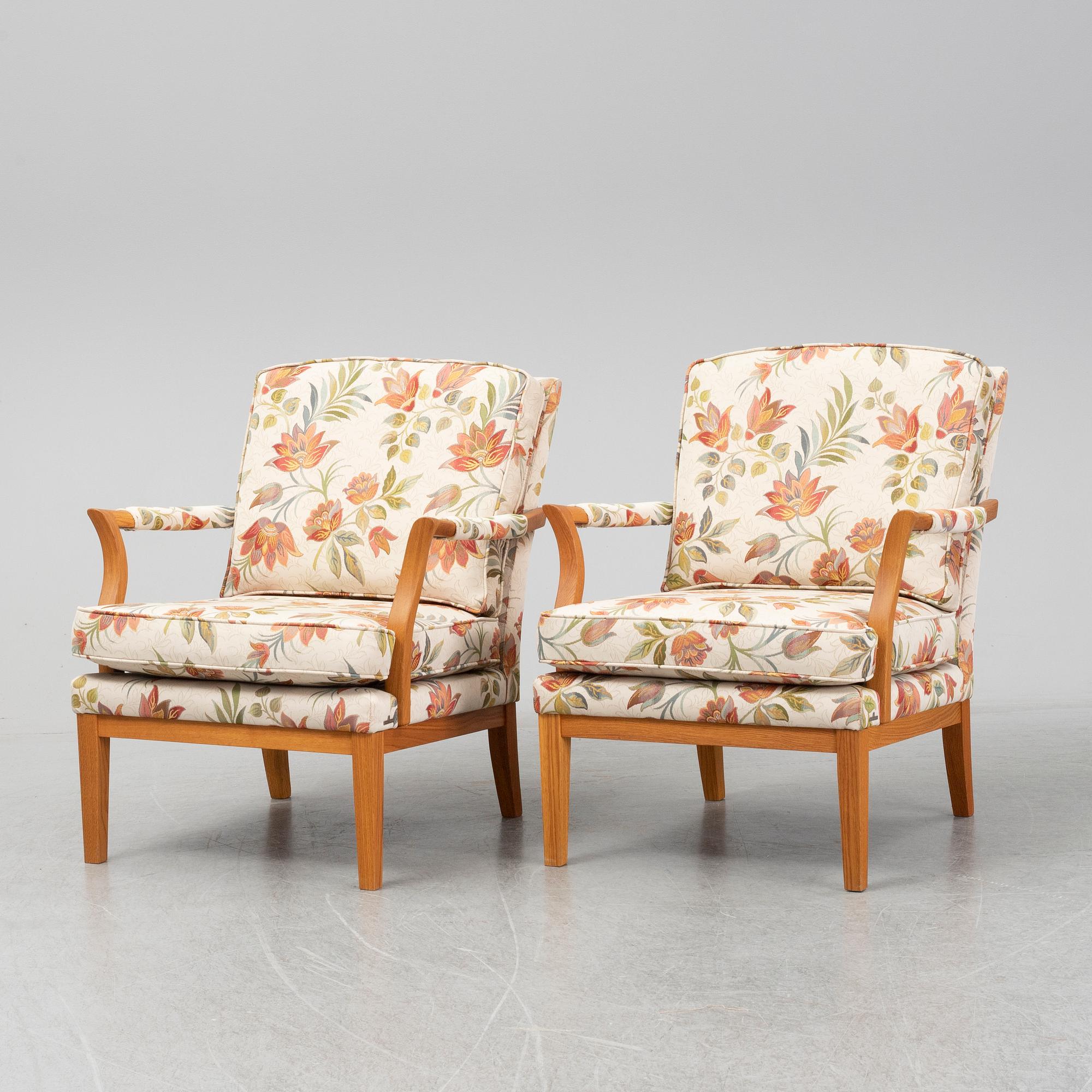 BRÖDERNA ANDERSSON, A pair of 20th/21st century easy chairs.