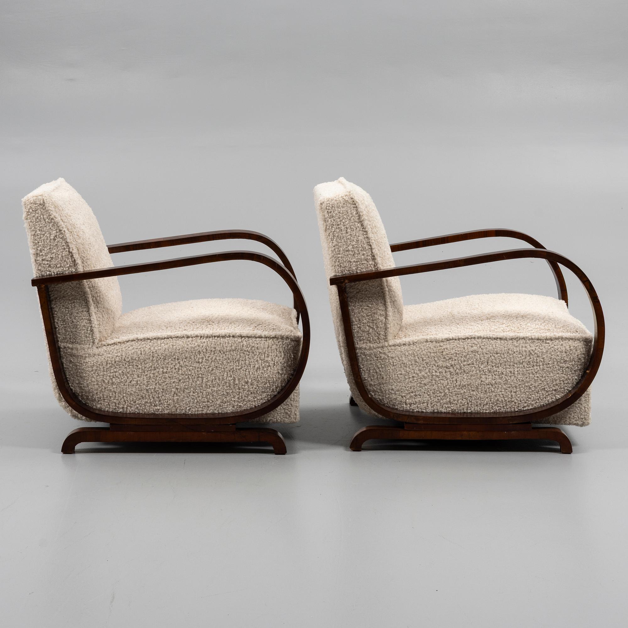 Armchairs, a pair, Art Deco, first half of the 20th century.