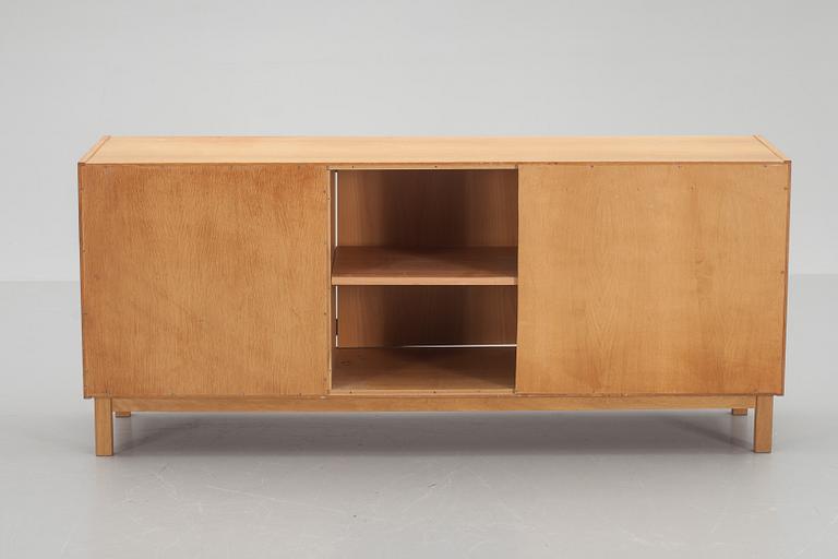 SIDEBOARD, 1900-talets andra hälft.