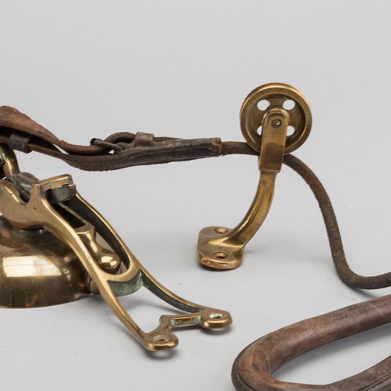 SPÅRVAGNSKLOCKA, 1900-talets första hälft.