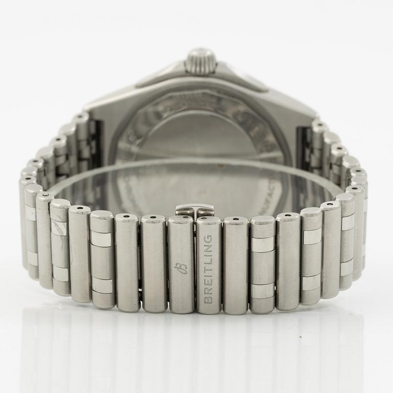 Breitling, Chronomat Automatic GMT 40, wristwatch, 40 mm.