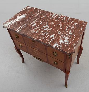 BYRÅ, gustaviansk stil, 1900-talets andra hälft.