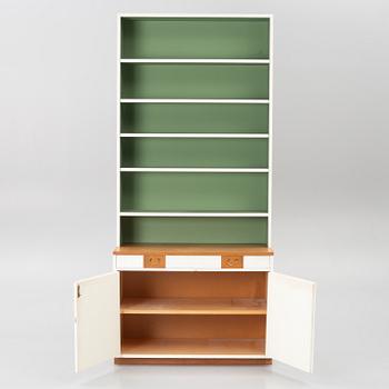 Josef Frank, Bokhylla, modell B2255, Firma Svenskt Tenn, före 1985.