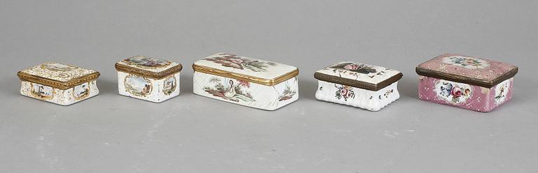 SAMLING DOSOR, 5 stycken, emalj, främst 1700-tal.