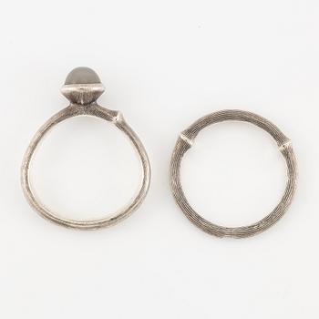 Ole Lynggaard, rings, 2 pcs, silver. With cabochon-cut grey moonstone.