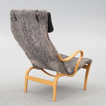 Bruno Mathsson, Armchair with footstool, "Miranda", Bruno Mathsson International, Värnamo, 2001.